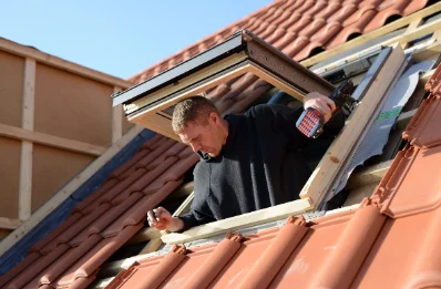 Pose de fenêtres de toit Velux à Saint-Michel-en-Grève
